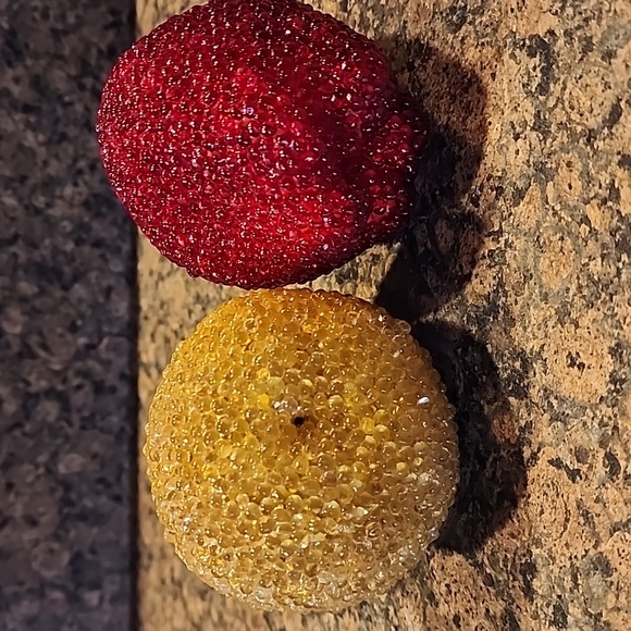 Vintage Beaded Fruit Ornaments, Set of 2, Pear and Apple - Picture 4 of 8